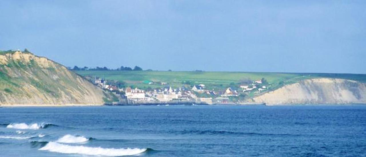 Corneville-sur-RisleMaison Spacieuse Avec Vue Sur La Mer A Arromanches Les Bains别墅 外观 照片