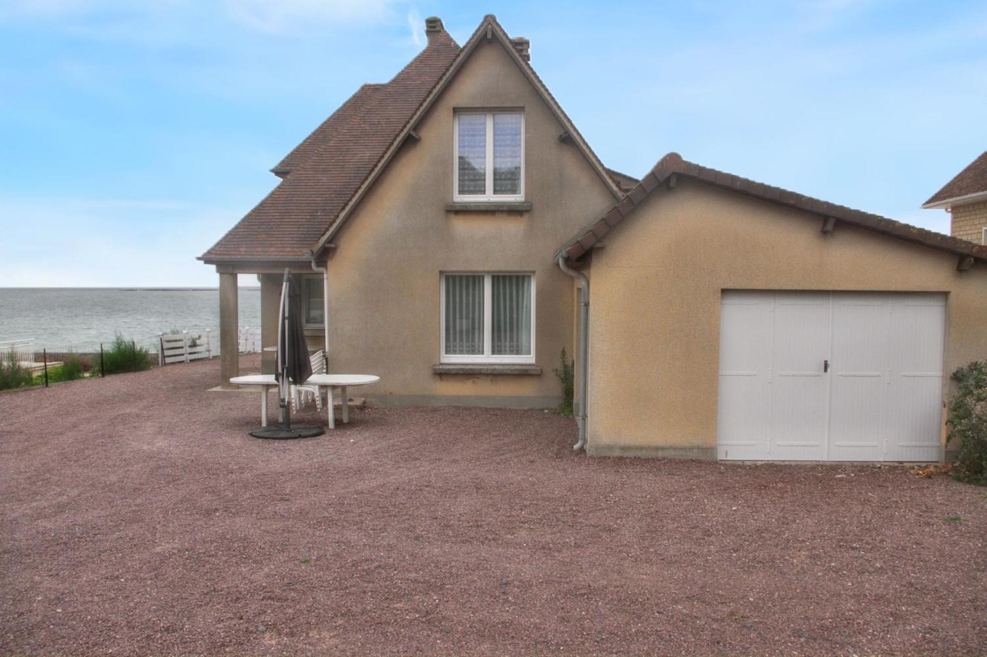 Corneville-sur-RisleMaison Spacieuse Avec Vue Sur La Mer A Arromanches Les Bains别墅 外观 照片